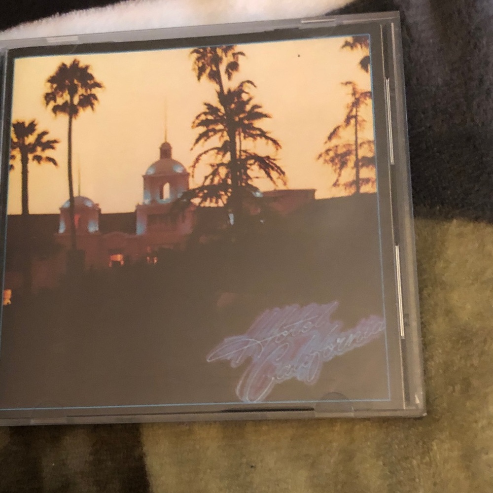 Hotel California Album Cover Art